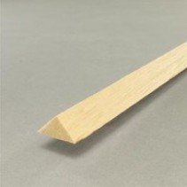 19x19x915mm Balsa Equilateral Triangle (1)